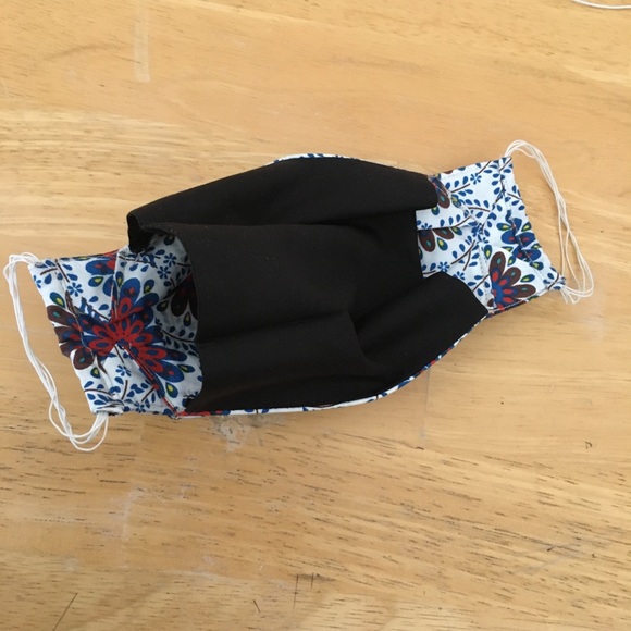 Home made face mask with filter pocket - Picture 2 of 3